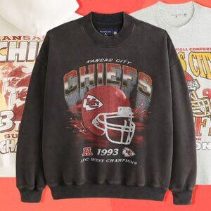 Abercrombie & Fitch Kansas City Chiefs Graphic Crew Sweatshirt